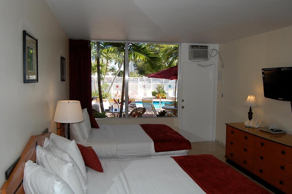 Alcazar Resort- Gay Mens Resort Φορτ Λόντερντεϊλ Δωμάτιο φωτογραφία