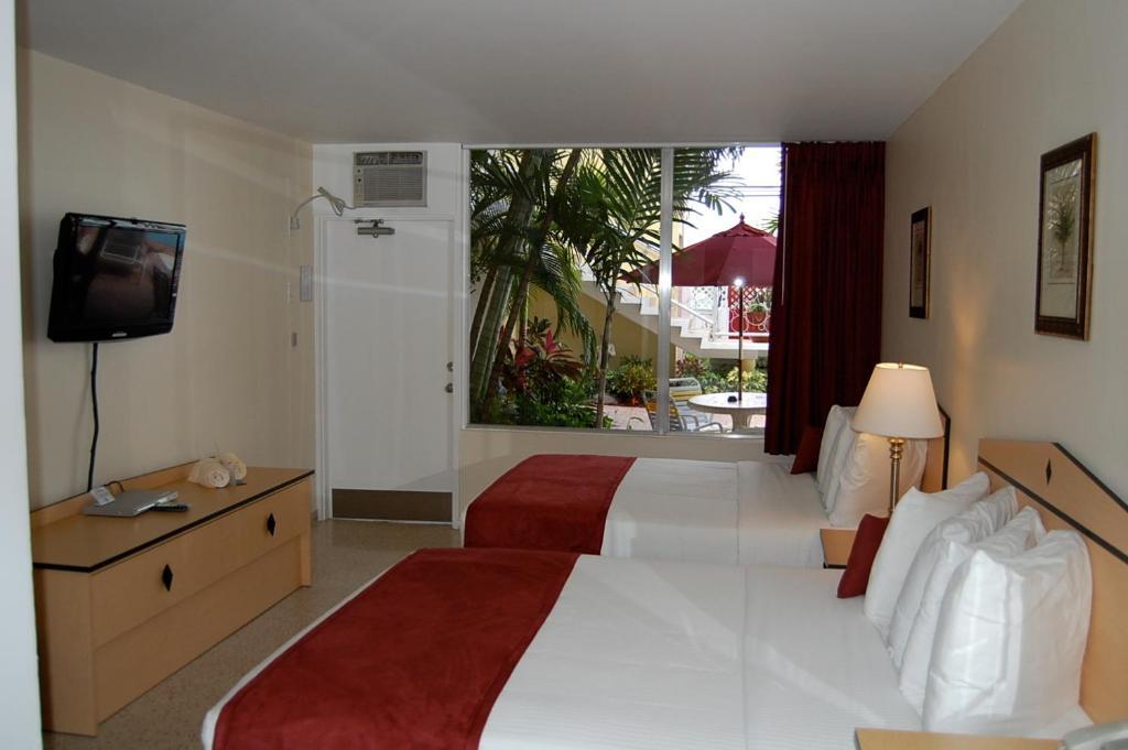 Alcazar Resort- Gay Mens Resort Φορτ Λόντερντεϊλ Δωμάτιο φωτογραφία